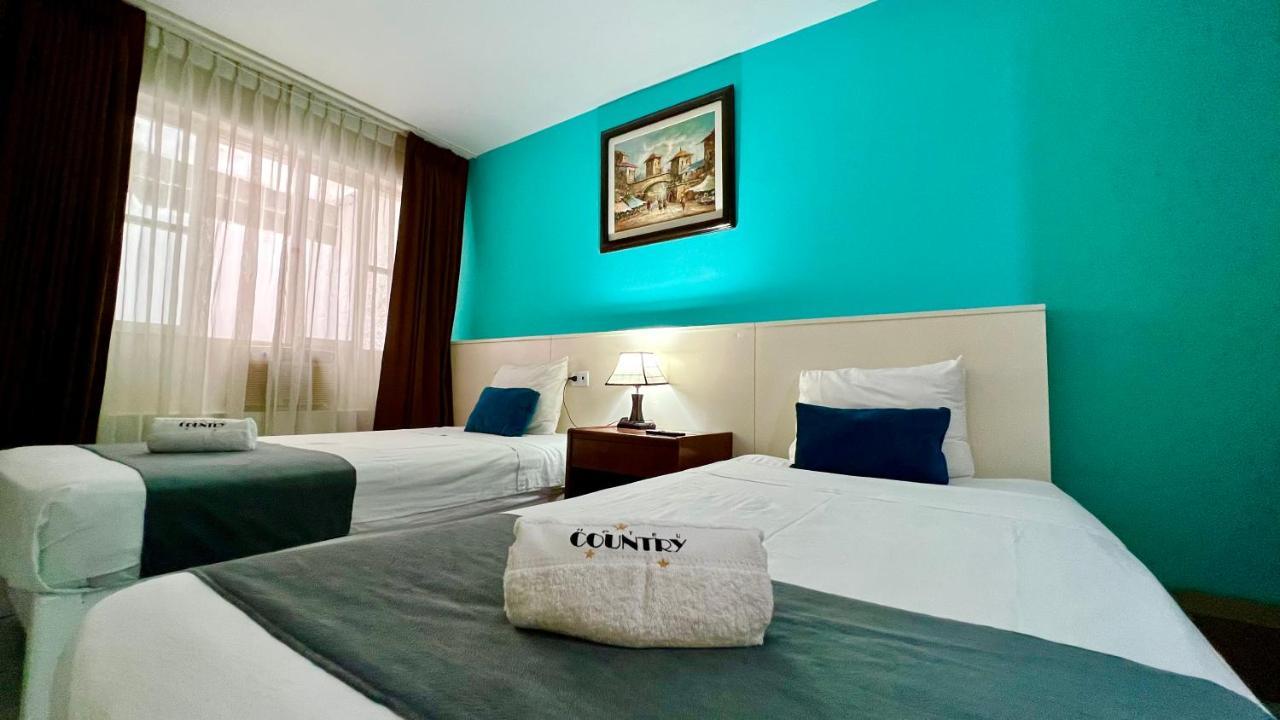 Hotel Country Trujillo Encalada Extérieur photo